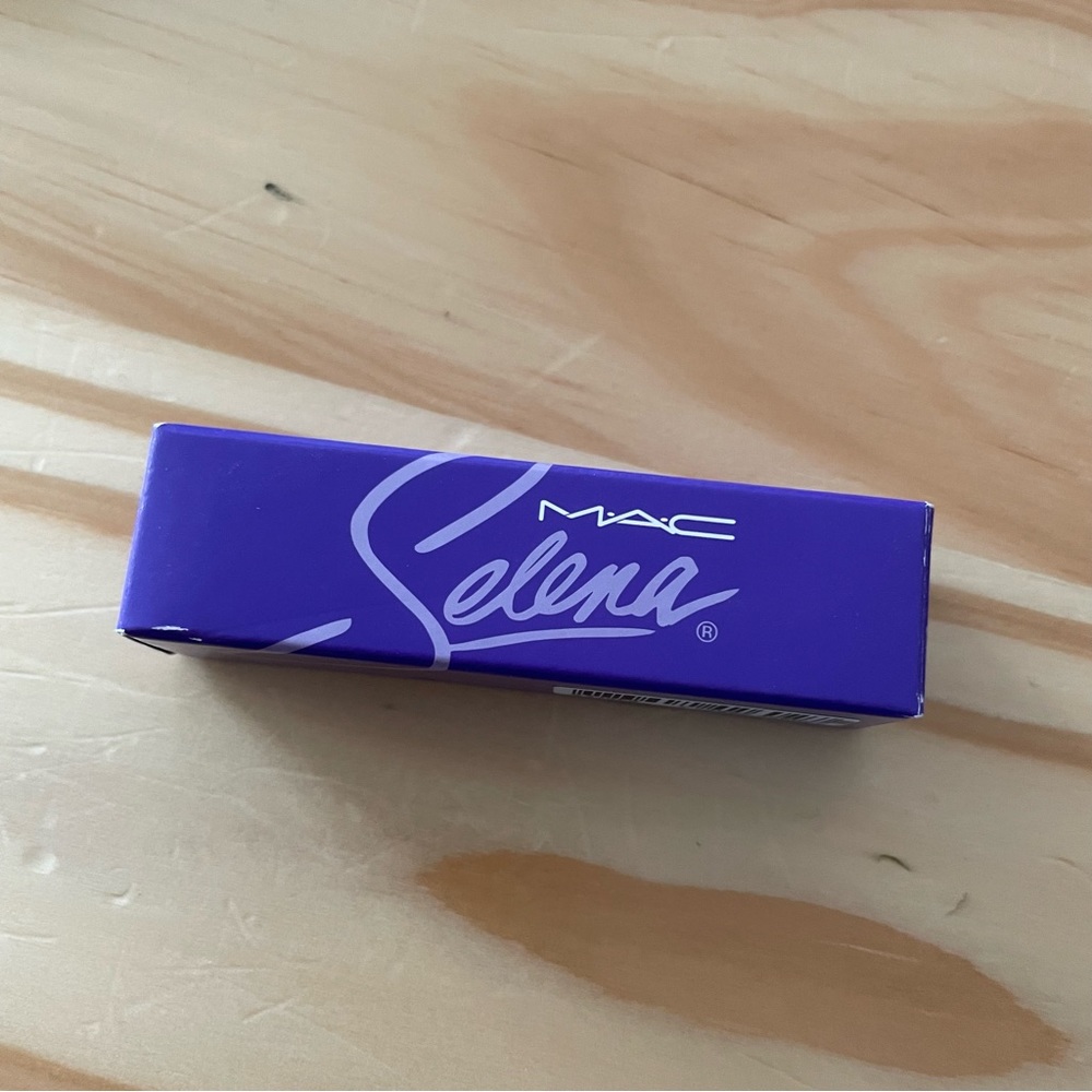 MAC Selena Como La Flor Lipstick